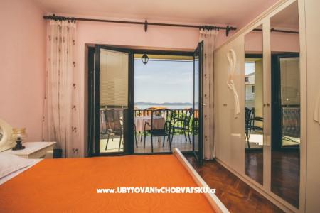 Apartmaji Antonia foto 3