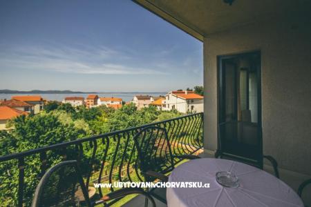 Apartmaji Antonia foto 5