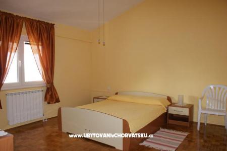 Apartma Zara foto 4