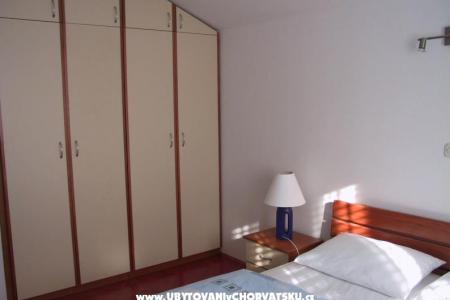 Apartmaji Blue foto 5