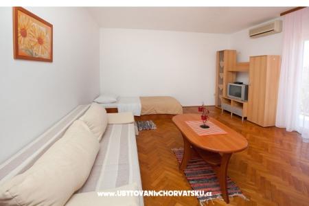 Apartmaji Diklo foto 3