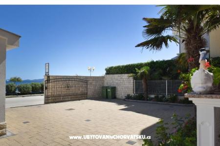 Apartmaji Marta foto 4