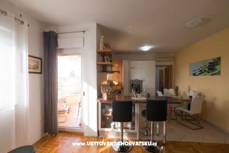 Apartma Carmen foto 3