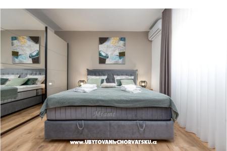 Apartma Luxe Holiday Home foto 3