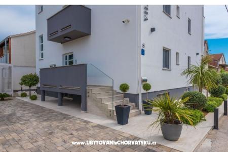 Apartmaji Villa Karla foto 5