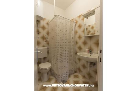 Apartmaji Nella foto 5