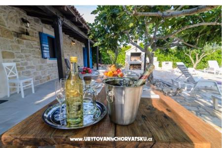 Hiša Jukić foto 5