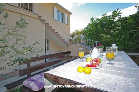 Apartmaji Marija Zaostrog Hrvaška