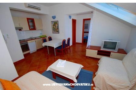 Apartmaji Nike foto 5