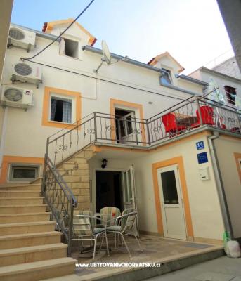 Apartmaji Jan - apartmaji Baška Voda Hrvaška