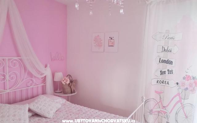 Apartmaji Nina - apartmaji Baška Voda Hrvaška
