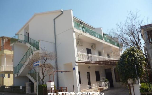 Apartmaji Rajcic - apartmaji Baška Voda Hrvaška