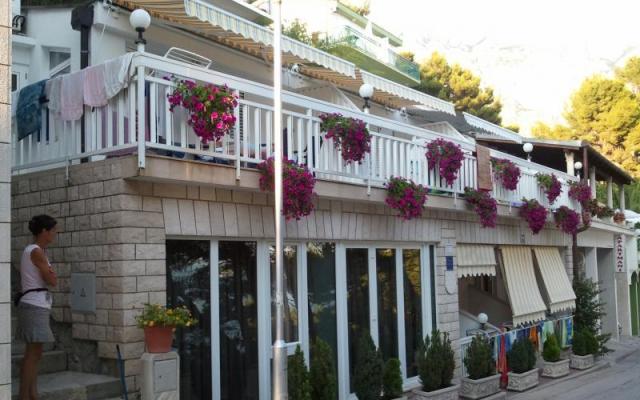 Apartmaji Herceg - apartmaji Baška Voda Hrvaška
