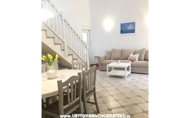 Beach Apartma Baška - apartmaji Baška Voda Hrvaška