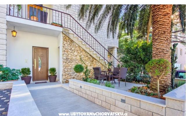 Villa Gabriel - apartmaji Baška Voda Hrvaška