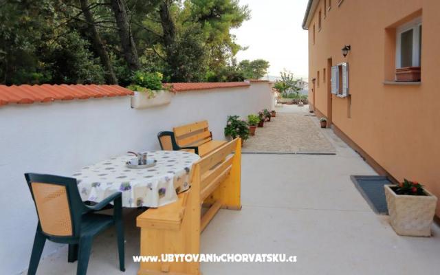 Apartma Marija - apartmaji Bibinje Hrvaška