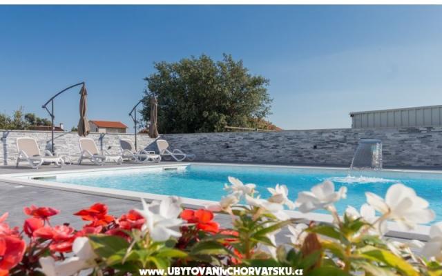 Apartmaji Martin - apartmaji Bibinje Hrvaška