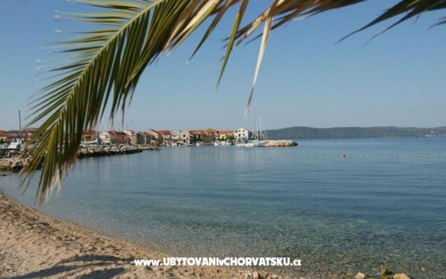 Hiša for relax by the Sea - apartmaji Bibinje Hrvaška