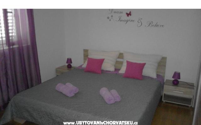 Počitniški dom Iva - apartmaji Bibinje Hrvaška