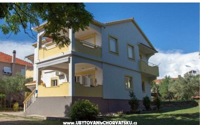Apartmaji Lovre - apartmaji Bibinje Hrvaška