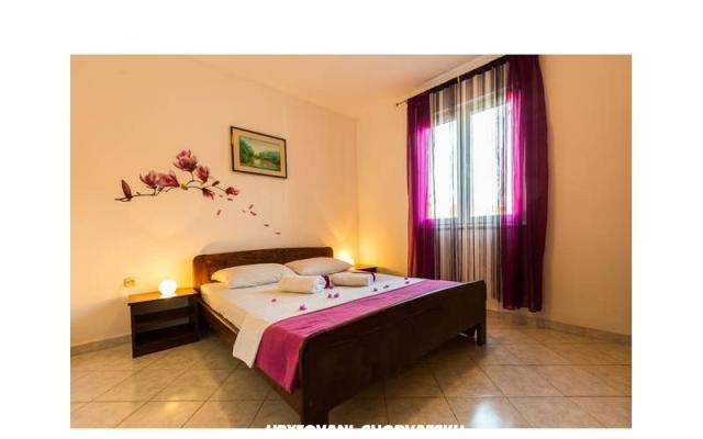 Apartma Grgo - apartmaji Biograd Hrvaška