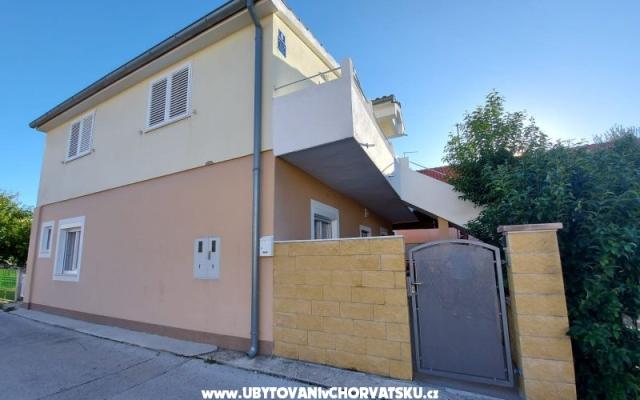 Apartma Otok ljubavi - apartmaji Biograd Hrvaška