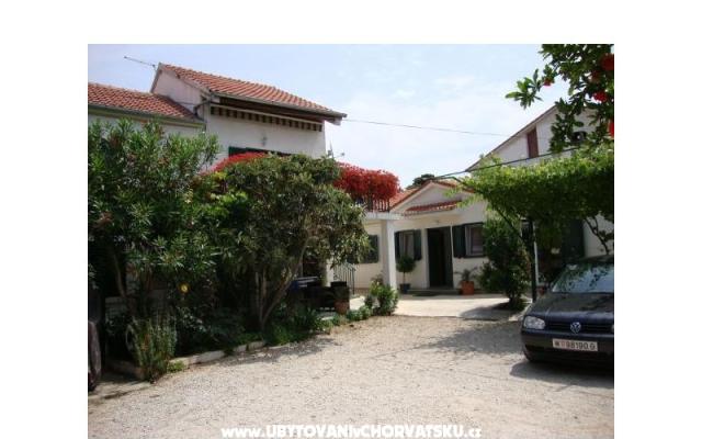 Apartmaji Gabi - apartmaji Biograd Hrvaška