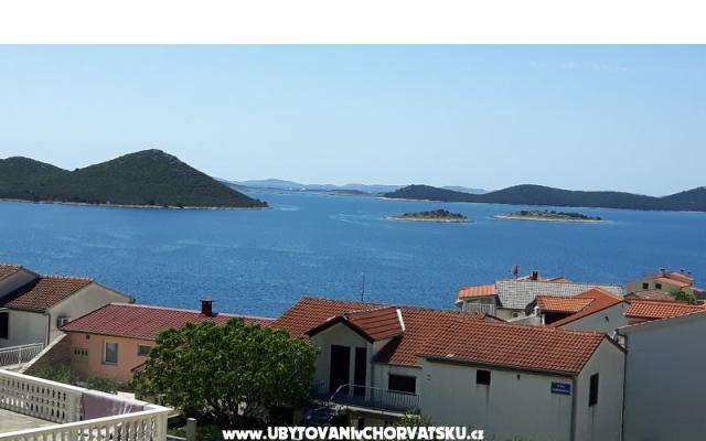 Apartmaji Oliver - apartmaji Biograd Hrvaška