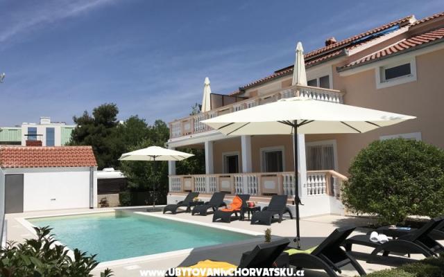 Apartmaji Šarić - apartmaji Biograd Hrvaška