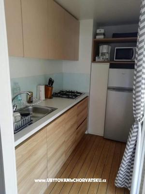 Mobilna kućica - apartmaji Biograd Hrvaška
