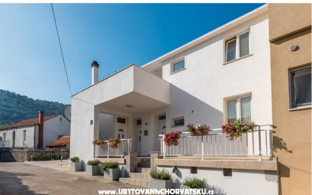 Apartmaji Galeb - apartmaji Blace Hrvaška