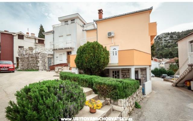Apartmaji Sršen - apartmaji Blace Hrvaška
