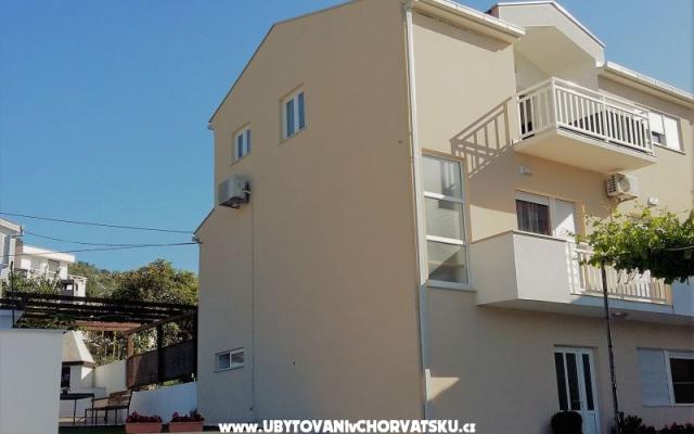 Apartmaji Villa Judita - apartmaji Blace Hrvaška