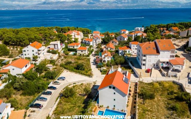 Apartmaji La Perla - apartmaji otok Brač Hrvaška