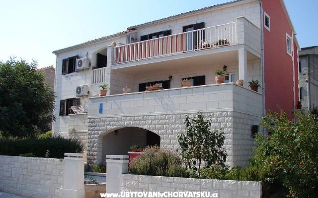 Apartmaji Magda Supetar - apartmaji otok Brač Hrvaška