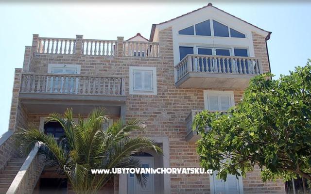 Apartmaji Dropuljic - apartmaji otok Brač Hrvaška