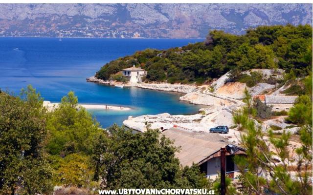 Počitniški dom Doda uvala Tičja Luka - apartmaji otok Brač Hrvaška