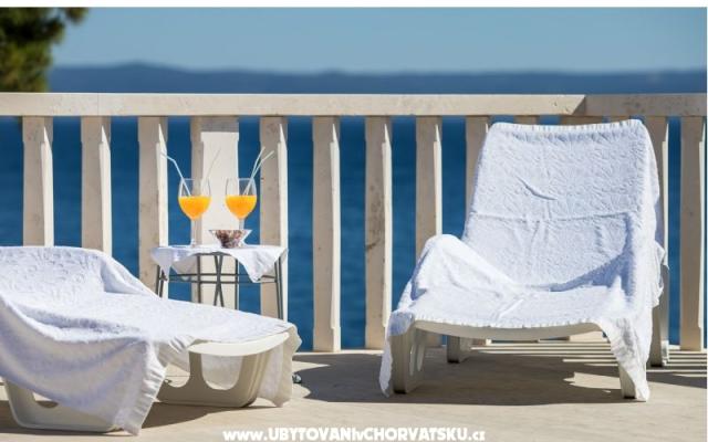 Hiša Mirni Kutak - apartmaji otok Brač Hrvaška