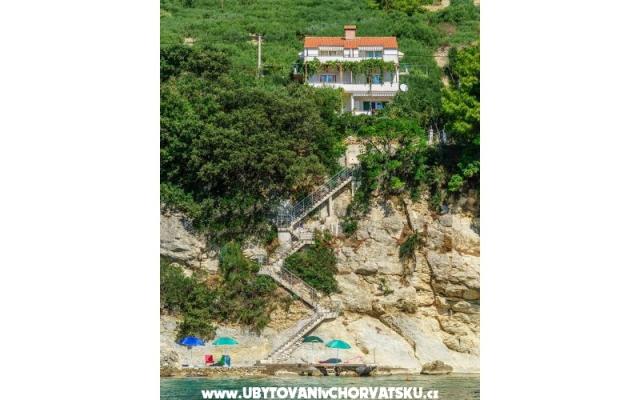 Apartmaji A.N.J.A. - apartmaji Brela Hrvaška