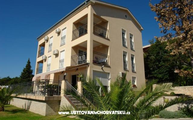 Villa Dolly - apartmaji Crikvenica Hrvaška