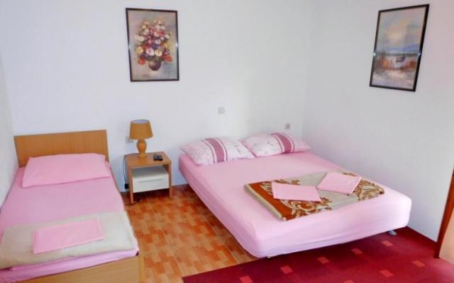 Apartmaji Meri - apartmaji Drvenik Hrvaška