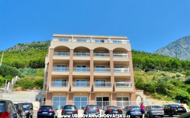 Drvenik Palace - apartmaji Drvenik Hrvaška