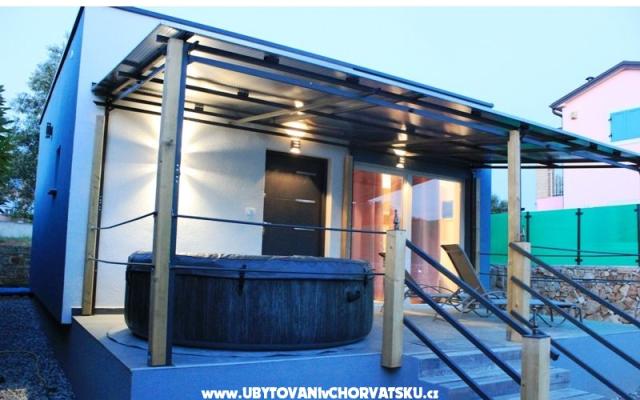 Vila Nikolas *** - apartmaji Fažana Hrvaška