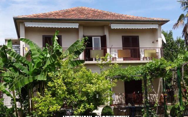 Apartma Ljuba - apartmaji Sv. Filip i Jakov Hrvaška