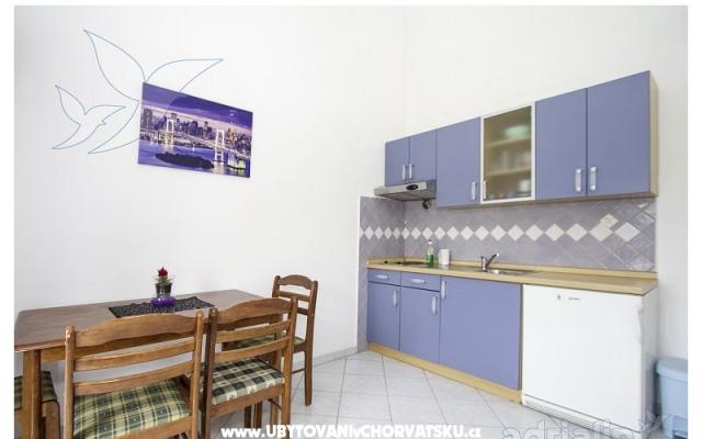 Apartmaji Danijela 1 - apartmaji Sv. Filip i Jakov Hrvaška