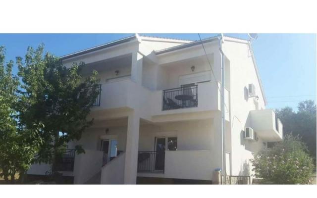 Apartmaji Paula - apartmaji Sv. Filip i Jakov Hrvaška
