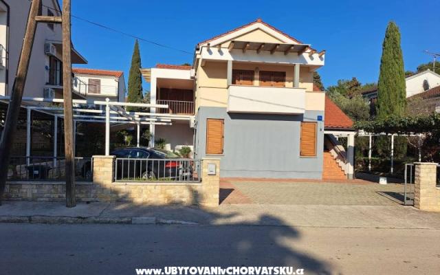 Apartmaji Be-Bu-Mar - apartmaji Sv. Filip i Jakov Hrvaška