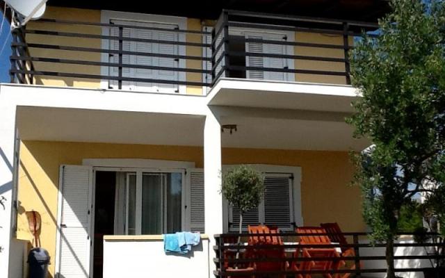 Počitniški dom  - apartmaji Sv. Filip i Jakov Hrvaška