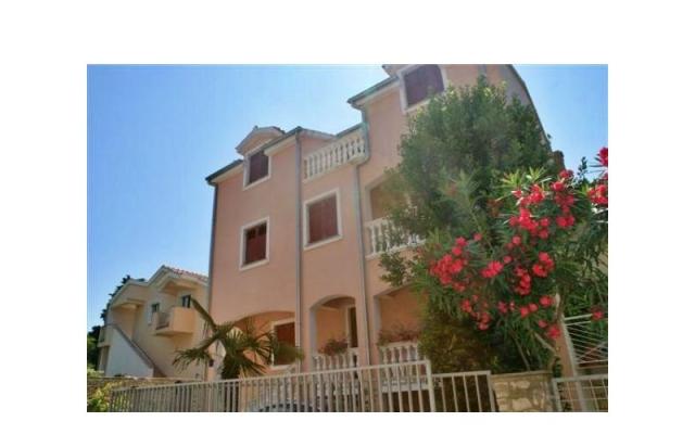 Ražov apartments - apartmaji Sv. Filip i Jakov Hrvaška