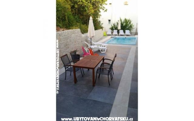 Apartmaji Kalaba II - apartmaji Gradac – Podaca Hrvaška